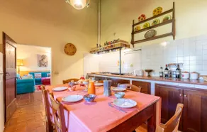 Nice apartment in Castiglione del Lago - Image 5
