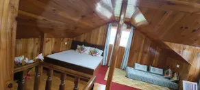 wooden studio apartment - Image 2