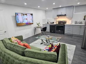 Cozy Spacious 2 bedrooms - Image 2