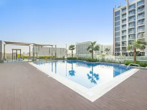 Cozy 1BR with Pool View & Balcony - Image 5