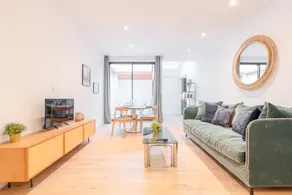 Fully equipped duplex with exterior and parking ! - Image 2