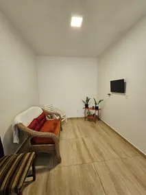 Everything is peaceful in the apartment - Image 2