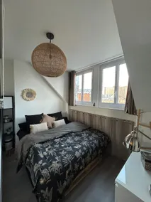 T2 ideal location and comfortable - Image 2