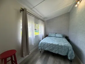 Cozy Cabin in Tampa Area - Image 2