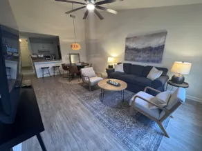 Charming and Safe- Masters Townhouse! 1.3 miles - Image 4