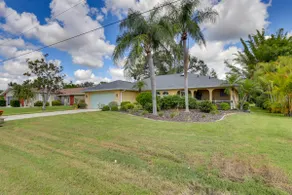 Best Value! Unique Garden 3BR Home W/Koi Pond - Image 5