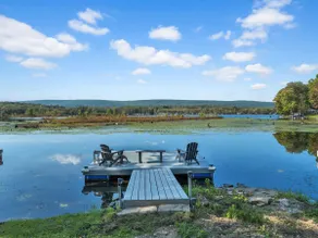 Lakefront, Hot Tub, Dock, Kayaks, Amazing Views - Image 4