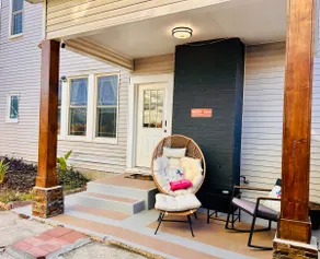 Myrtle Haus - Image 4