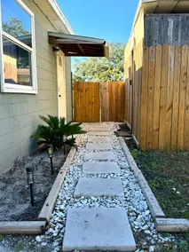Guest Suite with Pool - Image 3