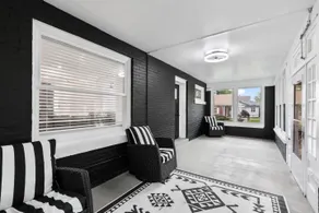 Beverly Hills of Chicago Luxury Guest Favorite - Image 4