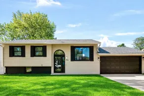 Elegant & Spacious Home - Image 2