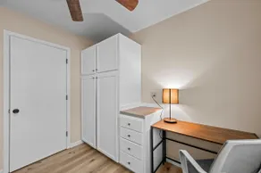 Elegant & Spacious Home - Image 5