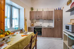Terrace Retreat with Private Hot Tub near Sorrento - Image 5