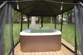 Blue Springs Escape 3BR Hot Tub Game Room Firepit - Image 3