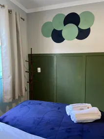 Green and safe retreat — cozy ground floor apt - Image 5