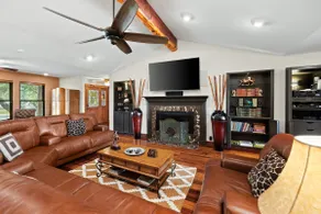 Golf Course Oasis in Lakeway - Image 4