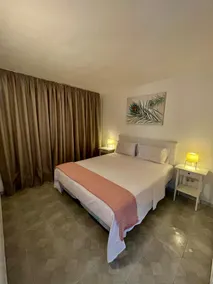 Claudiu's Apartments, Panoramic apartamento - Image 2
