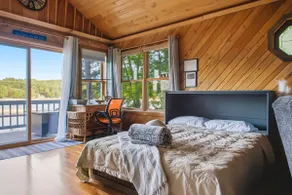 5 Min to Colgate, Pet Friendly, Sleeps 6 - Image 3