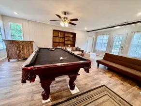 The Julienne Mansion 4/3 Luxury Home w/Pool Table! - Image 3