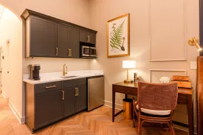 Sinclair Suites - Boutique Hotel West Dundee - Image 4