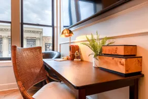Sinclair Suites - Boutique Hotel West Dundee - Image 5