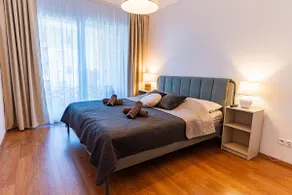 Luxury apartment close to centre, VUSCH private parking included - Image 4