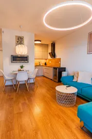 Luxury apartment close to centre, VUSCH private parking included - Image 3