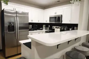 Chic Memphis 4BR Home w/EV Charger - Image 4