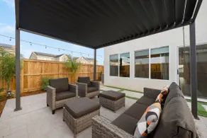 Bakersfield New NW Home – Fully Furnished & Ready - Image 5