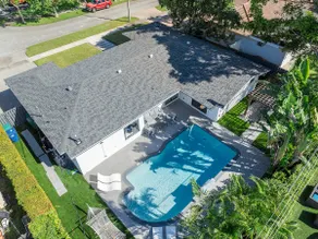 Blue Sky Villa with Heated pool - Image 4