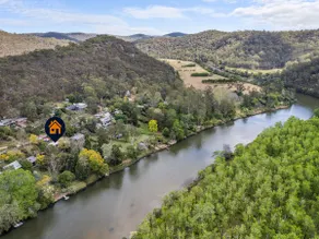 Settlers Retreat - Image 5