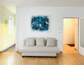Super Central Studio Apartment - Image 5