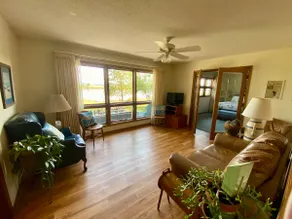 Riverfront Home with Pool @ The River at 673 - Image 4