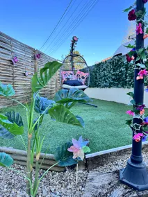 Loveroom PinkArt Hot Tub 60 m² - Air conditioning - Garden - Image 5