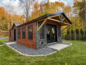 The Mini Kirby Hideaway with hot tub - Image 5