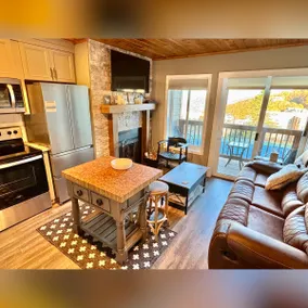 Newly Remodeled SKI-in-Ski -Out 2BR/2BA Condo @Sugar Mountain - Image 2