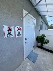 Place for 2 in Naples Estates - Image 4
