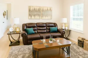 Executive 1BR Villa | King Bed | Workspace - Image 3