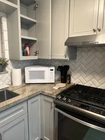 Spacious, relaxing, clean home Unit A - Image 5