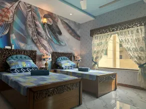 Exquisite Luxe 2 Bedroom Condo Close to GIGA MALL - Image 2