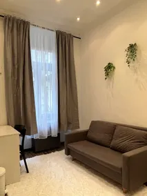Cool! Downtown Apartment - Image 3