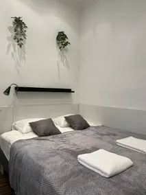 Cool! Downtown Apartment - Image 2