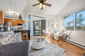 Hidden Valley - Walk to Slopes and Pool - 2 BR with Fireplace + WIFI - Image 4