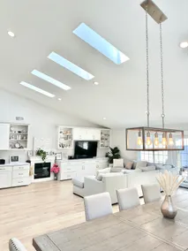 Family Home w/ Gym & Office in Prime Location - Image 2