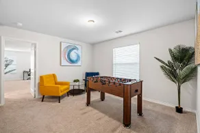 Crew-Ready Stay |Private BRs, WiFi, Kitchen - Image 4