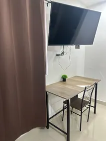 4 Elegant Apartment - Image 3