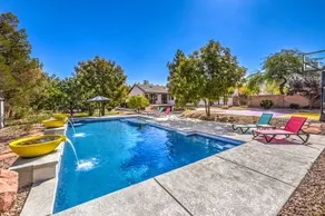 Las Vegas Mansion Heated Pool/Basketball/Picklebal - Image 3
