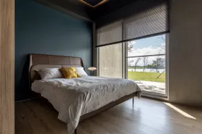 Lishe | Light Travel Home | Large Lawn | Hotel Configuration | Bathroom Amenities | Private Parking | Netflix Member | Full Cutlery - Image 3