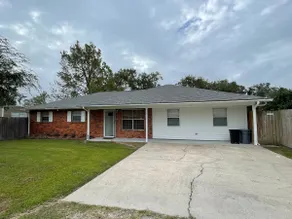 House in Gonzales/ Prairieville - Image 2