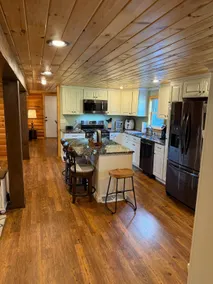 Cozy Country Cabin Getaway - Image 4